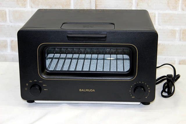 バルミューダのスチームオーブントースター BALMUDA The Toaster K01E-KGの口コミや仕様、スペック